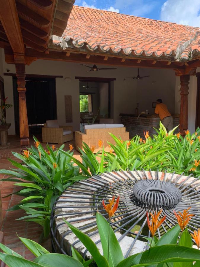 מומפוס Karakali Boutique Hotel מראה חיצוני תמונה