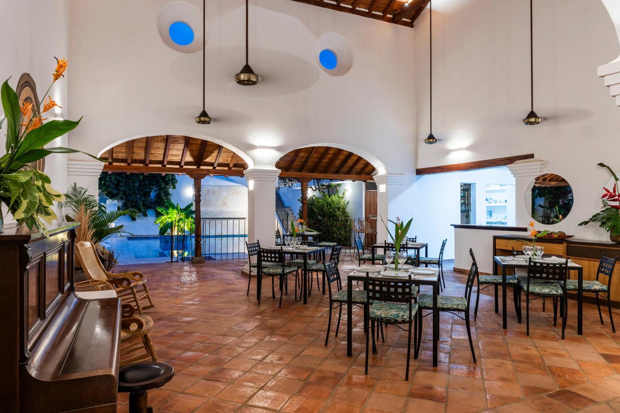 מומפוס Karakali Boutique Hotel מראה חיצוני תמונה